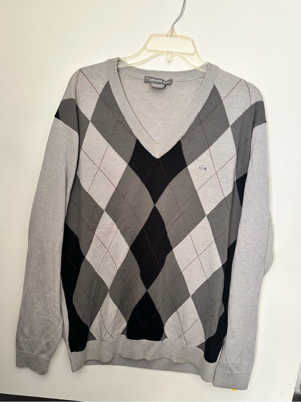 Lacoste Vintage Argyle Diamond  Men’s  V-neck sweater /Grey Muliti ~size 6 /US L